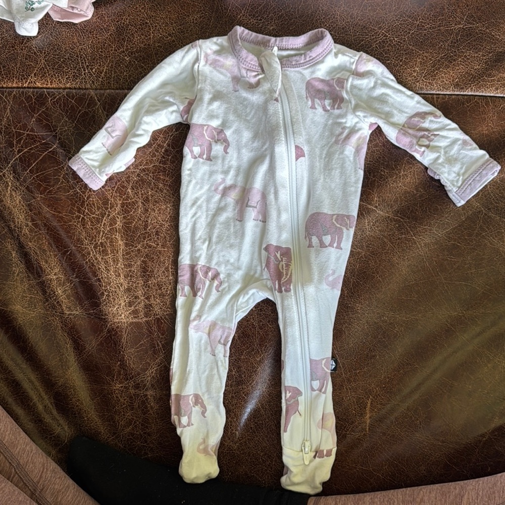Kyte baby Elephant Print NB footie